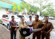 Pj Wali Kota Serahkan Sembilan Unit Ambulance