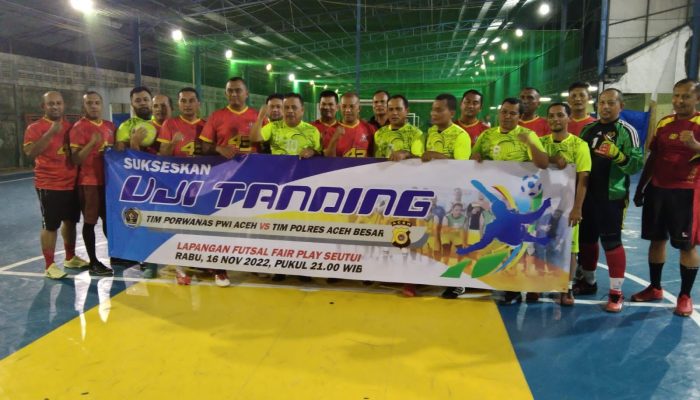 Tim Futsal Polres Aceh Besar Doakan Kontingen PWI Aceh Raih Medali di Porwanas Malang