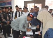 UAS Antar Syech Fadhil Rahmi Mendaftar Balon DPD RI ke KIP Aceh