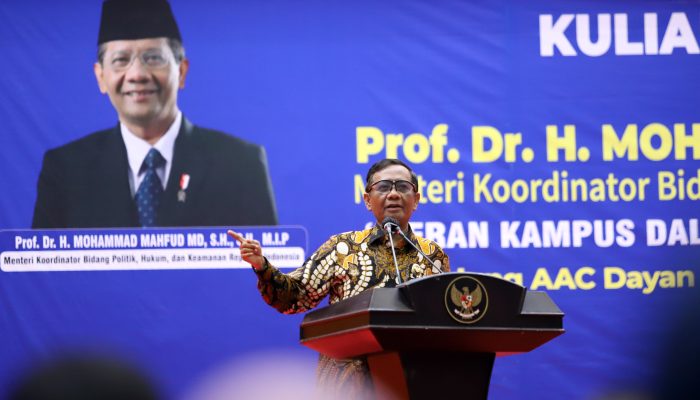 Mahfud MD Bahas Cara Merawat Keberagaman di USK