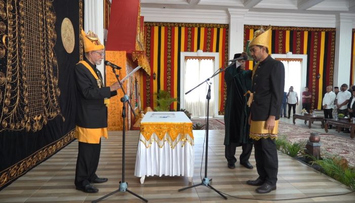 Wali Nanggroe Lantik Mualem Sebagai Waliyul ‘Ahdi