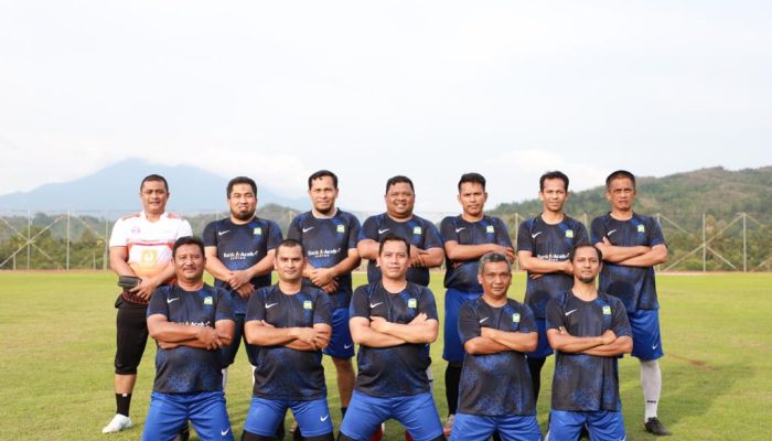 Pemkab Aceh Besar Unggul 4-1 dari Yonif 117/KY