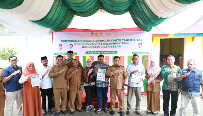 Pj Bupati Aceh Besar Luncurkan Kartu Tani Digital