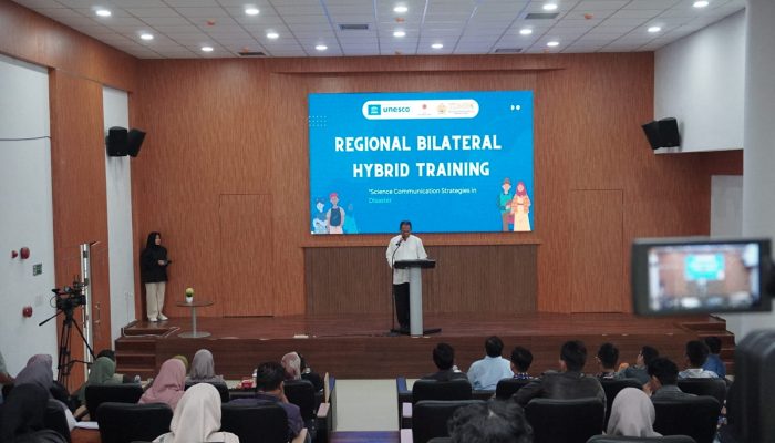 TDMRC USK Bekali Komunikasi Sains 40 Peneliti Muda Kebencanaan Indonesia-Jepang