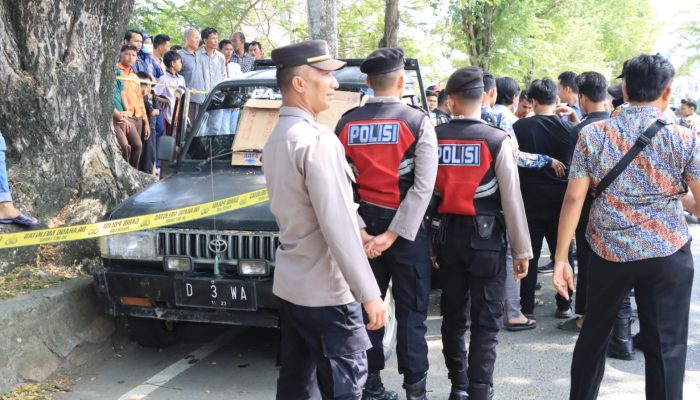 Warga Sukamakmur Ditemukan Meninggal Dunia dalam Mobil