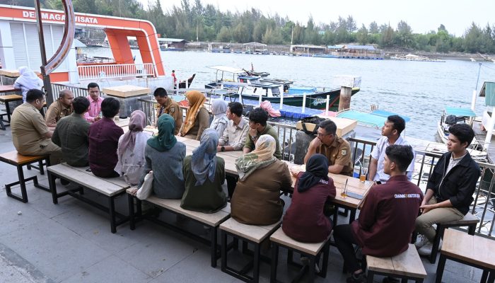 Ngobrol Santai dengan Agam Inong, Ketua DPRK Tampung Aspirasi Pemuda Kota