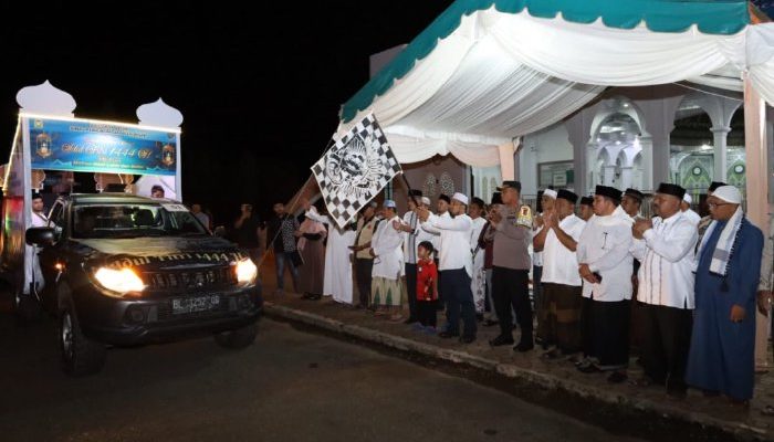Lepas Pawai Takbir, Pj Bupati Aceh Besar Ajak Masyarakat Ikut Shalat Ied di Kota Jantho