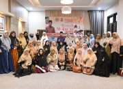 Ibu-Ibu Antusias Ikuti Kemah Al-Qur’an di Rumah Dinas Ketua DPRK Banda Aceh