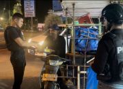 Sat Reskrim Polresta Banda Aceh Bagikan Makan Sahur ke Warga Membutuhkan