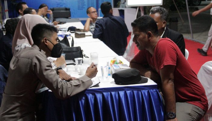 BNNP Aceh Bersama Polresta Banda Aceh Lakukan Cek Urine Sopir Angkutan Mudik Lebaran