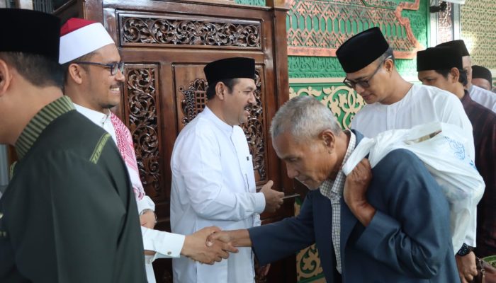 Wakapolda Aceh Sholat ied di Masjid Babuttaqwa Polda Aceh