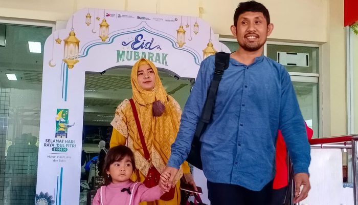 Anggota DPR RI Asal Aceh Kembali Fasilitasi Kepulangan Penderita Bocor Jantung asal Abdya