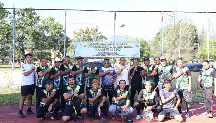 Buka Turnamen Tenis HUT ke-39 Kota Jantho, Pj Bupati Aceh Besar Minta Pemian Bertanding Sportif