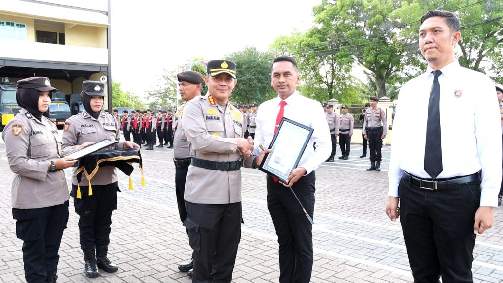 31 Personil Berprestasi Dapat Penghargaan dari Kapolresta Banda Aceh