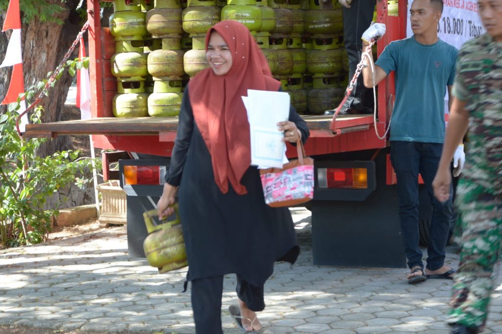 Warga Suka Makmur Harap Operasi Pasar Gas Elpiji 3 Kg Dilanjutkan
