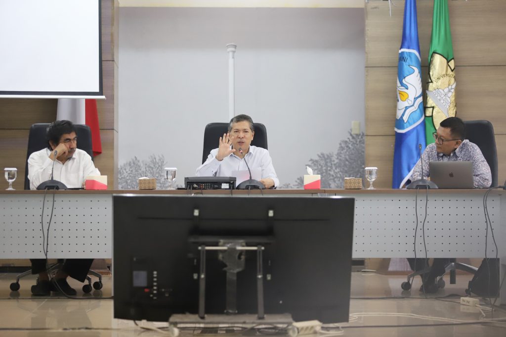 Rektor Ajak Sivitas Akademika Perkuat Komitmen Dukung Rebranding USK