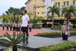 Dirnarkoba Polda Aceh Pimpin Apel Pagi di Mapolda Aceh