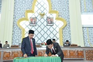 Dewan dan Pemko Tandatangani MoU KUA-PPAS APBK-P Banda Aceh Tahun Anggaran 2023