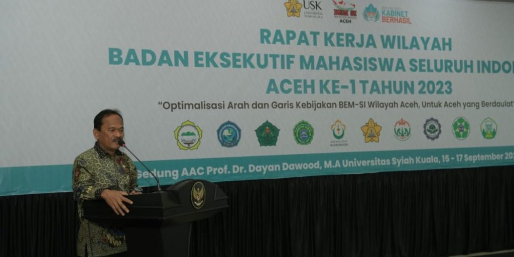 Asisten II Harapkan Mahasiswa Bantu Pemerintah Jaga Generasi Muda Aceh