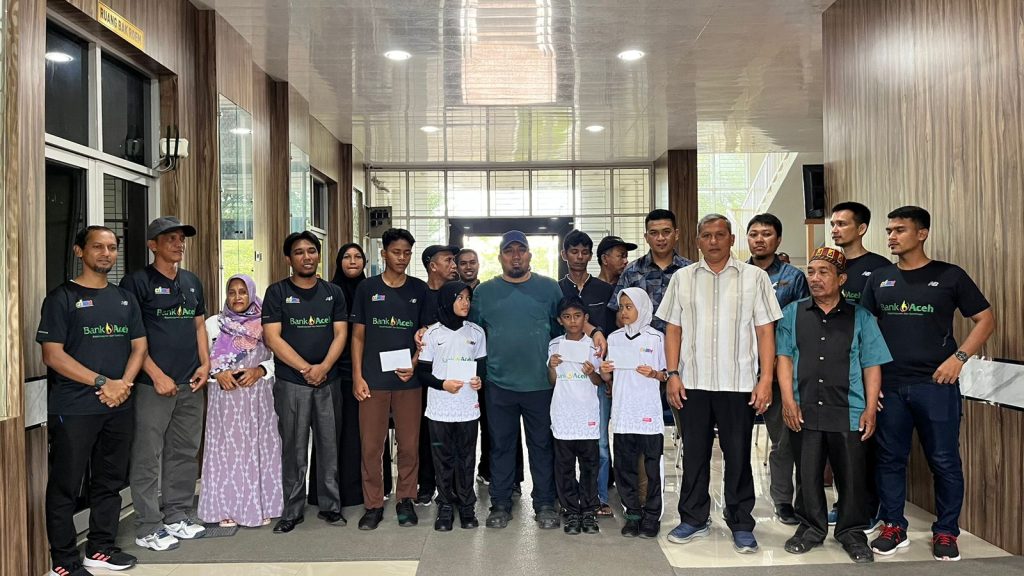 Pj Bupati Iswanto Lepas Empat Siswa Aceh Besar ke Ajang O2SN Tingkat Nasional
