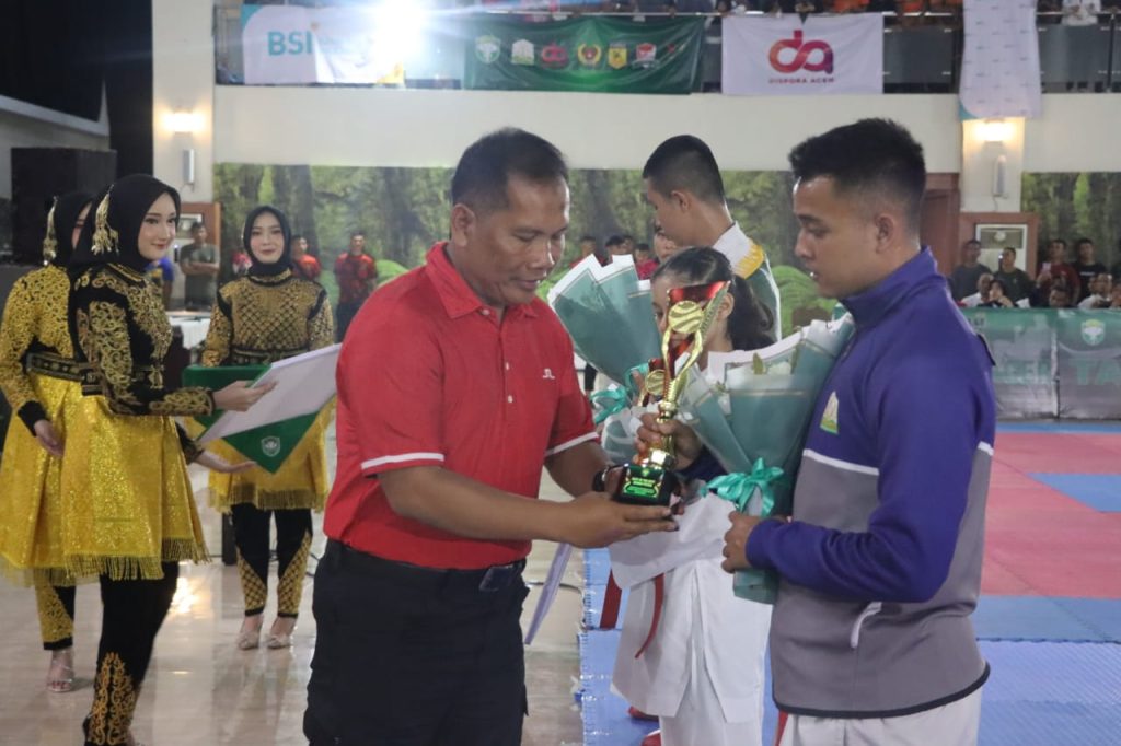 Kasdam IM Tutup Kejuaraan Pangdam IM Open Karate Championship