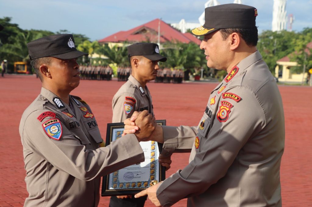 Kapolda Aceh Berikan Penghargaan Quick Wins Triwulan III 2023