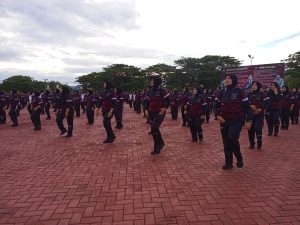 Personel Polda Aceh Senam Aerobik Dengan Antusias