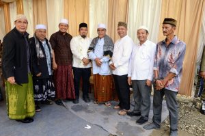 Pj Bupati Hadiri Perayaan Maulid Nabi dan Haul ke-27 Syaikhuna Abu Chiek Ulee Titi
