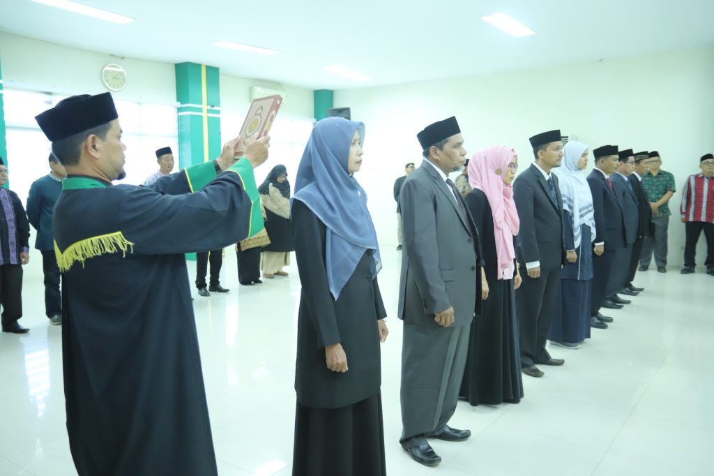 Rektor UIN Ar-Raniry Lantik Sejumlah Pejabat Baru
