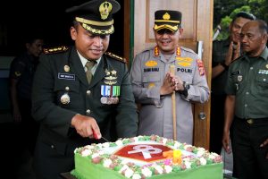 Kapolresta Banda Aceh dan Rombongan Berikan Ucapan Dirgahayu TNI ke-78 di Makodim 0101/KBA