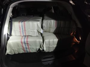 Gelar Razia di Leupung, Polres Aceh Besar Amankan 150 Kg Ganja dan Mobil