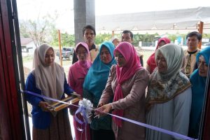 Pj TP PKK Aceh Besar Buka Pameran Seni Ecoprint ISBI Aceh