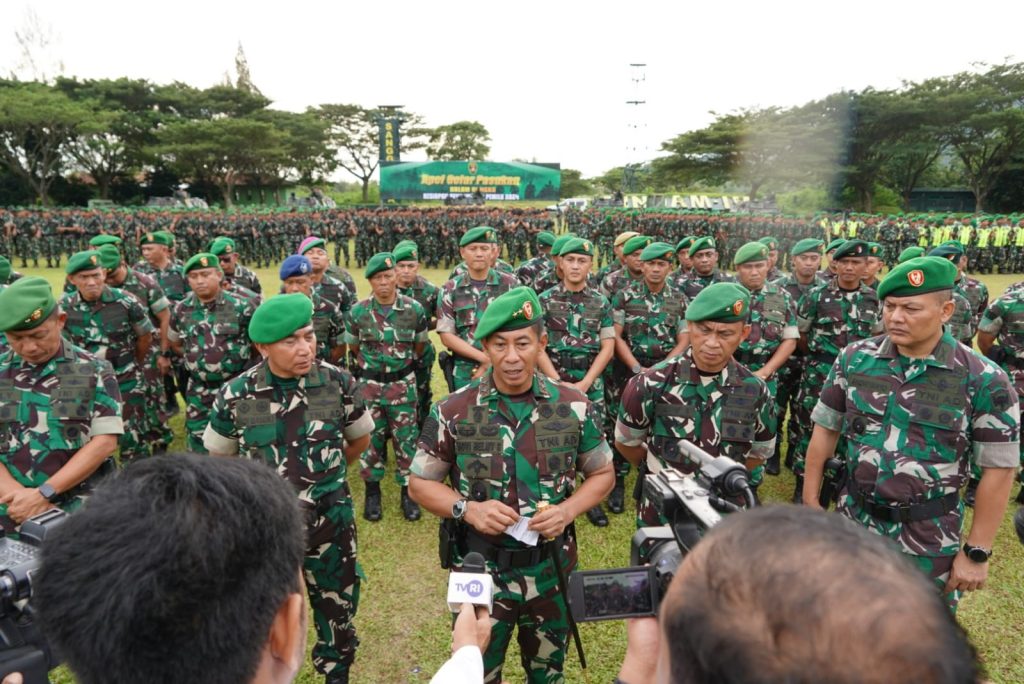 Pangdam IM Ikuti Apel Gelar Kesiapan Pam Pemilu 2024 TNI AD TA 2023