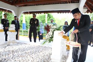 Jelang Hari Pahlawan, Pj Bupati Aceh Besar Ziarah ke Makam Laksamana Malahayati