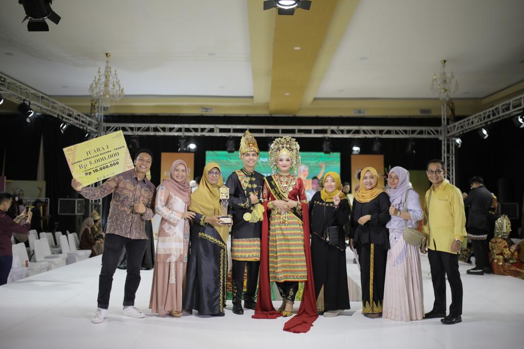 Aceh Besar Juara 1 Aceh Fashion Festival PKA-8