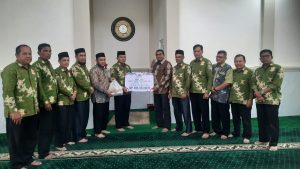 Kemenag Aceh Besar Salurkan Donasi untuk Palestina Rp 105 Juta