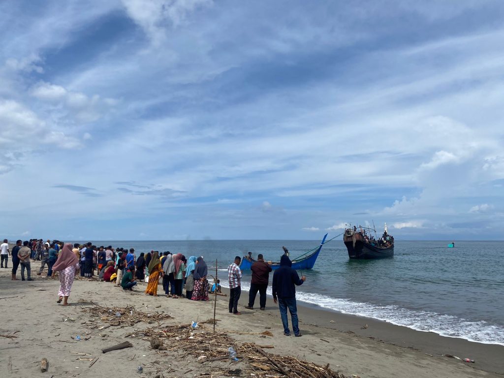 200 Imigran Rohingya Terdampar di Perairan Bireuen Ditolak Warga