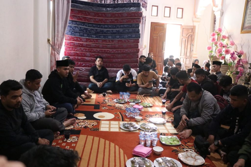 Tiba Dipemondokan, Kafilah MTQ Aceh Besar Dipeusijuk