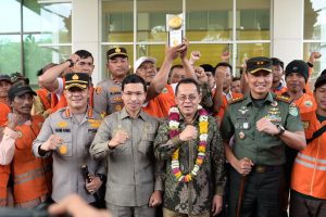 Banda Aceh Raih Piala Adipura,Ketua DPRK Apresiasi Pasukan Orange