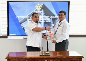 Pj Bupati Serahkan LKPD Aceh Besar Tahun Anggaran 2023 ke BPK RI