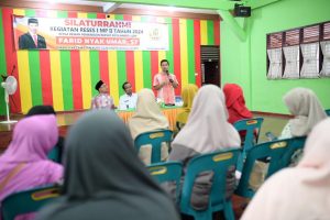 Reses di Kota Baru, Farid Nyak Umar Terima Keluhan Terkait Bus Trans Koetaradja