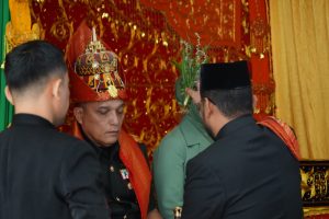 Wakili Pj Bupati, Asisten II Sekdakab Aceh Besar Sambut kedatangan Pangdam IM di Bandara SIM
