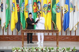 Mendagri Resmi Lantik Bustami Hamzah sebagai Pj Gubernur Aceh