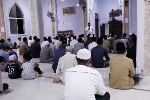 Sekda Aceh Besar Pimpin Safari Ramadhan dan Buka Puasa Bersama Masyarakat di Lamkunyet