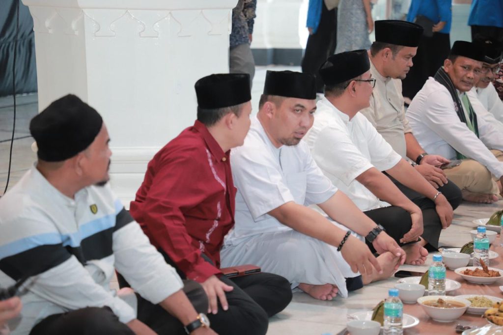 Safari Ramadhan, Tim Pemerintah Aceh dan Pj Bupati Aceh Besar Sambangi Masjid Syuhada Neuheun