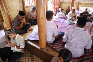 Laksanakan Samadiah serta Khanduri di Nicah, Pj Gubernur Ajak Warga Dukung Pemerintah Aceh
