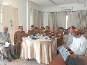 Pj Bupati Ikuti Zoom Meeting Rakor Progres Pendaftaran Tanah Ulayat di Kabupaten Aceh Besar