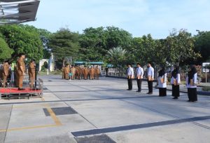 Pj Sekda Serahkan SK 306 PPPK Guru dan Tenaga Kesehatan