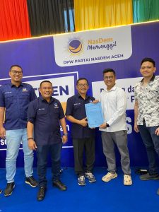 Tim Pemenangan Daftarkan Cagub Nazar SIRA ke Partai Nasdem