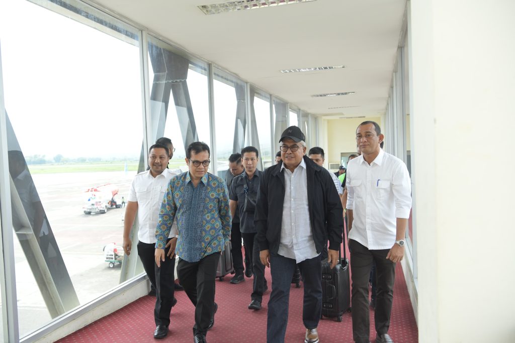 Kepala BPKA Sambut Kedatangan Wamen Menkominfo dan Pj Gubernur